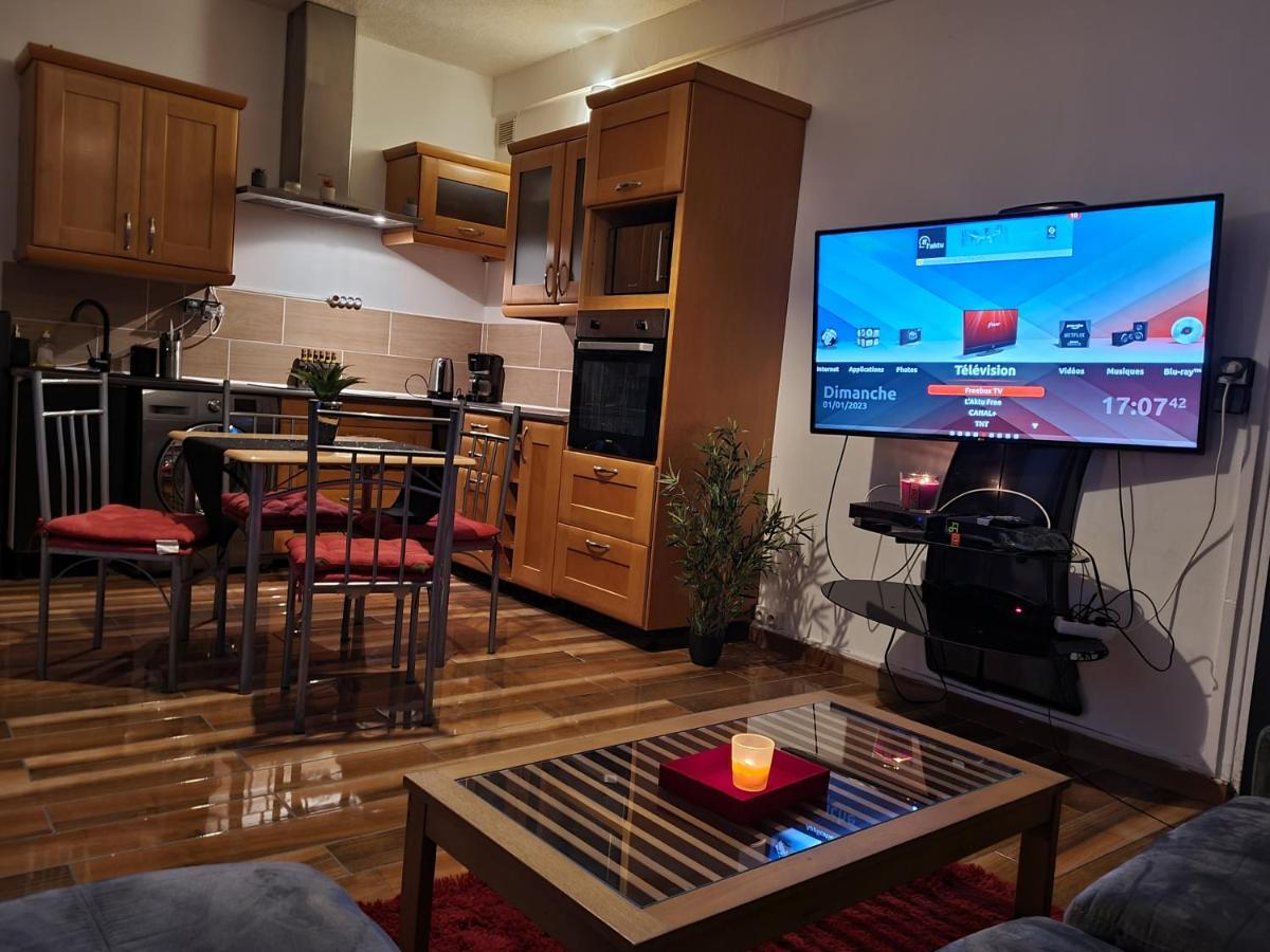 Appartement Chaleureux A 35Mn De Paris コルベイユ・エソンヌ エクステリア 写真